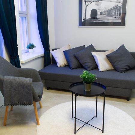 Chic Studio In Historic Kruununhaka, Хельсинки Экстерьер фото